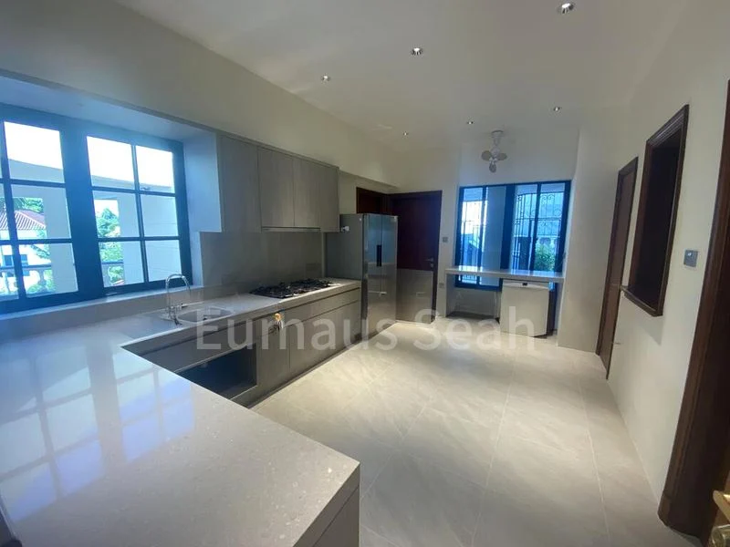 6 Bed Bungalow (Landed) for Rent in Peirce Villas - Image 3
