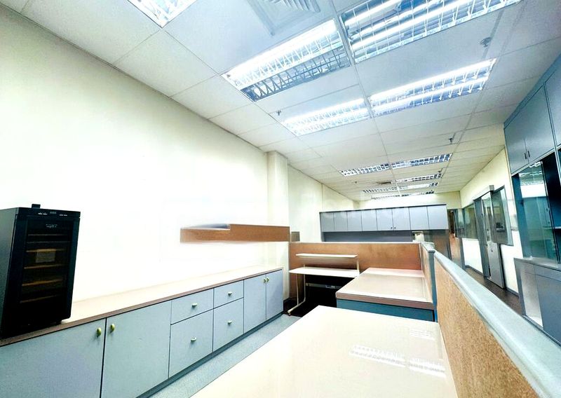 Other Retail for Rent: Jalan Besar Plaza - Image 5