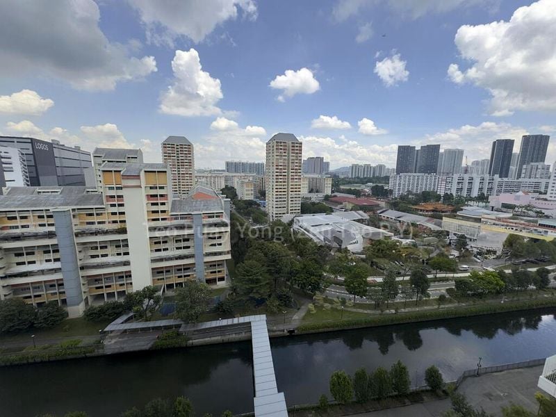 4 Room (4A) HDB for Sale in  West Coast Crescent - Image 1