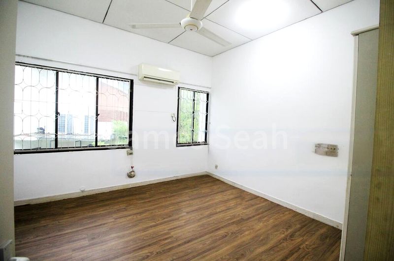 4 Bed Bungalow (Landed) for Sale in  Clementi Park - Image 13