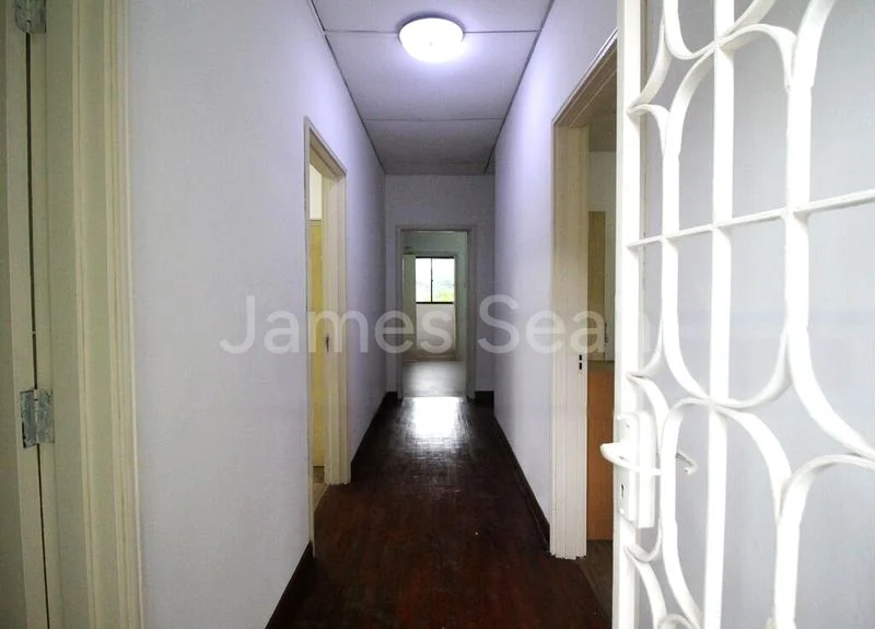 4 Bed Bungalow (Landed) for Sale in  Clementi Park - Image 12