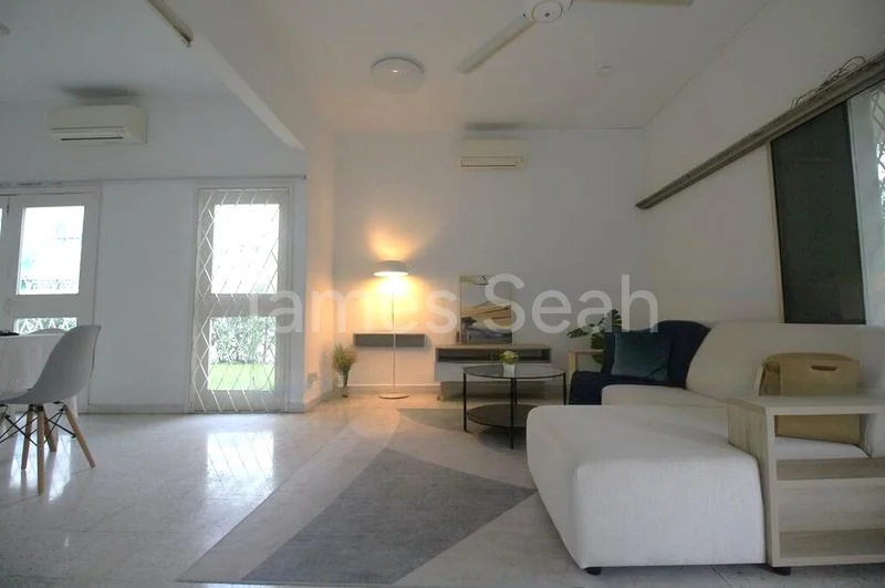 4 Bed Bungalow (Landed) for Sale in  Clementi Park - Image 5