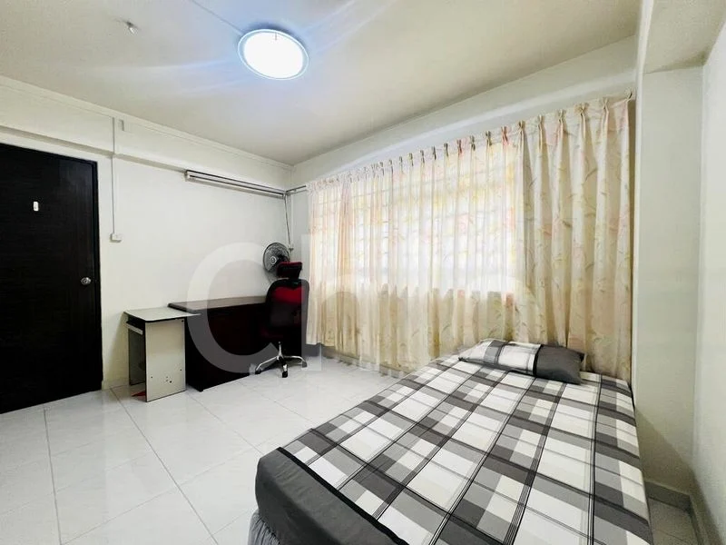 Common Room (HDB) for Rent in  81 Strathmore Avenue - Image 2