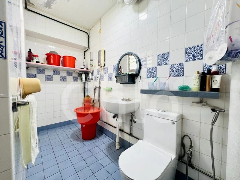 Common Room (HDB) for Rent in  81 Strathmore Avenue - Image 4