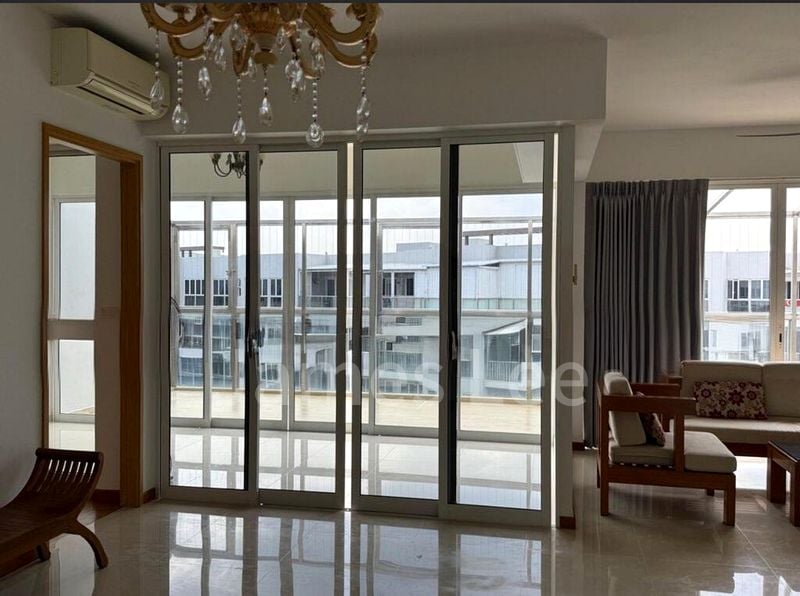 5 Bed Condo for Sale in  Forestville - Image 2