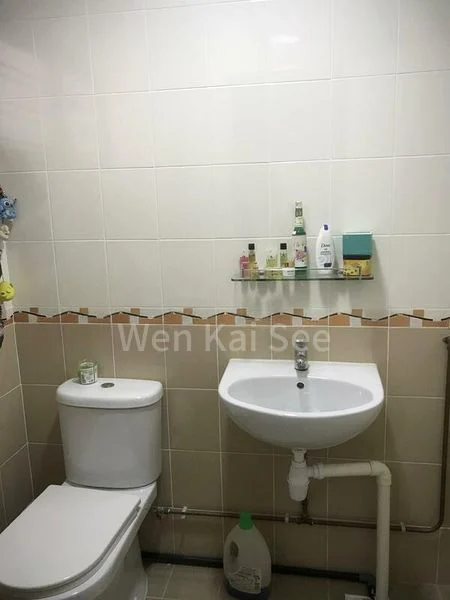 3 Room (3NG) HDB for Rent in  685 Hougang Street 61 - Image 1