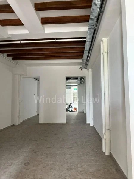 Food & Beverage for Rent: Rowell Road Shop - Image 3