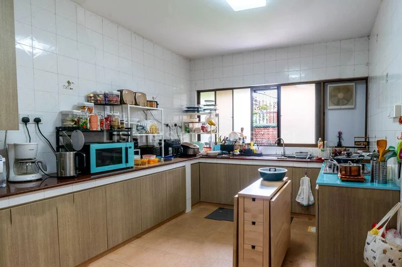 5 Bed Semi-Detached House (Landed) for Sale in Platina Gardens - Image 13