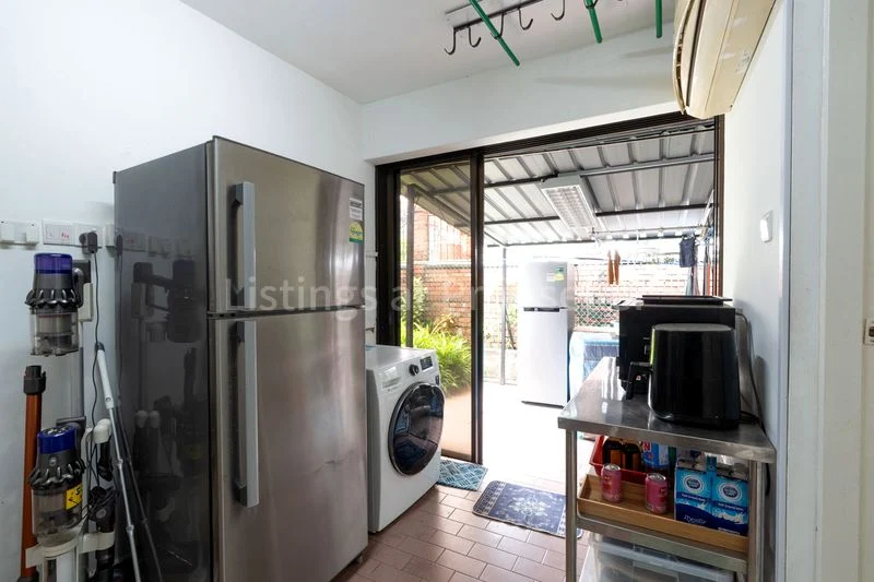 5 Bed Semi-Detached House (Landed) for Sale in Platina Gardens - Image 14