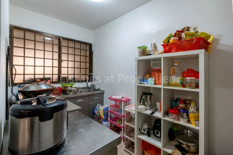 5 Bed Semi-Detached House (Landed) for Sale in Platina Gardens - Image 15