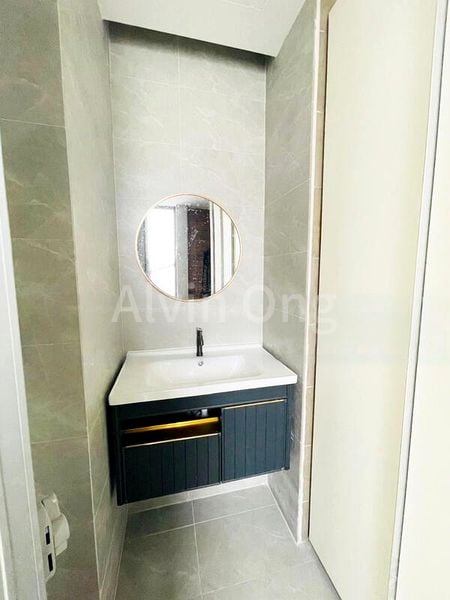 Stratum: Industrial Workshop (B2) for Sale; 1,500 Sq Ft, on High Street. - Image 4