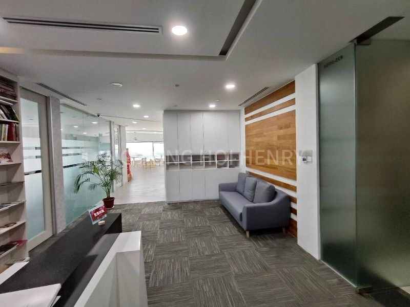 Office for Rent: Gateway East - Image 8