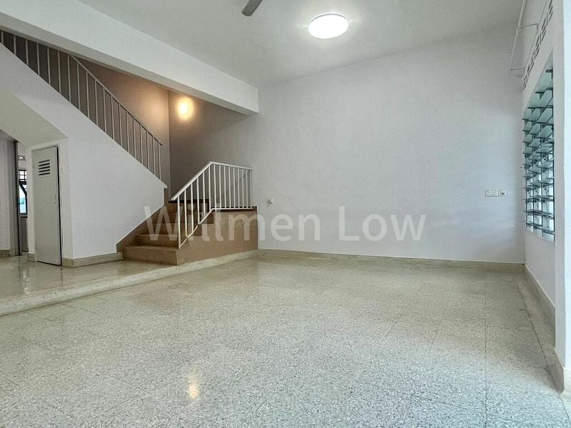 4 Bed Terraced House (Landed) for Rent in  Lowland Road - Image 1