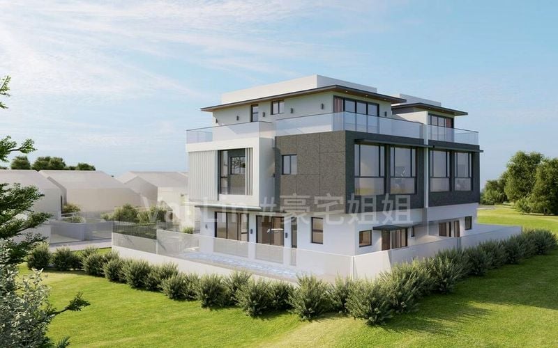 5 Bed Semi-Detached House (Landed) for Sale in  Bishan Street 23 - Image 2