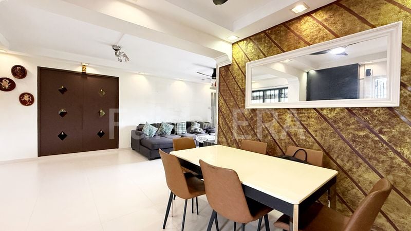 5 Room (5I) HDB for Sale in  492B Tampines Avenue 9 - Image 3