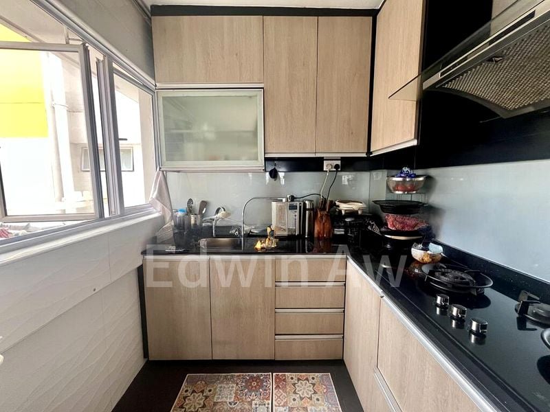 Maisonette HDB for Sale in  190 Bishan Street 13 - Image 4