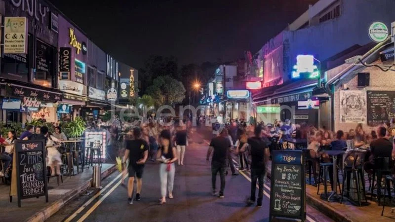 Food & Beverage for Rent: ️ RARE ️ F&B Shop @ Holland Village | Near MRT | Prominent Street Frontage | Heavy Crowd - Image 2