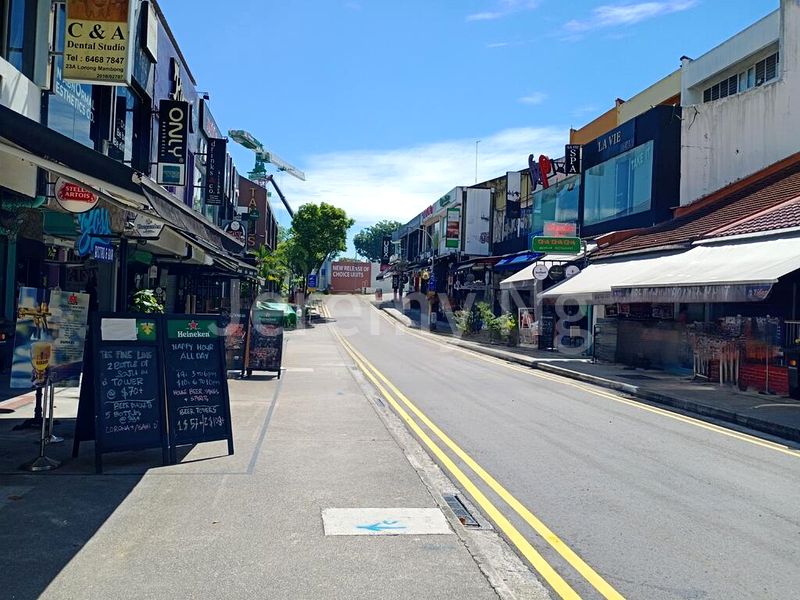 Food & Beverage for Rent: ️ RARE ️ F&B Shop @ Holland Village | Near MRT | Prominent Street Frontage | Heavy Crowd - Image 16