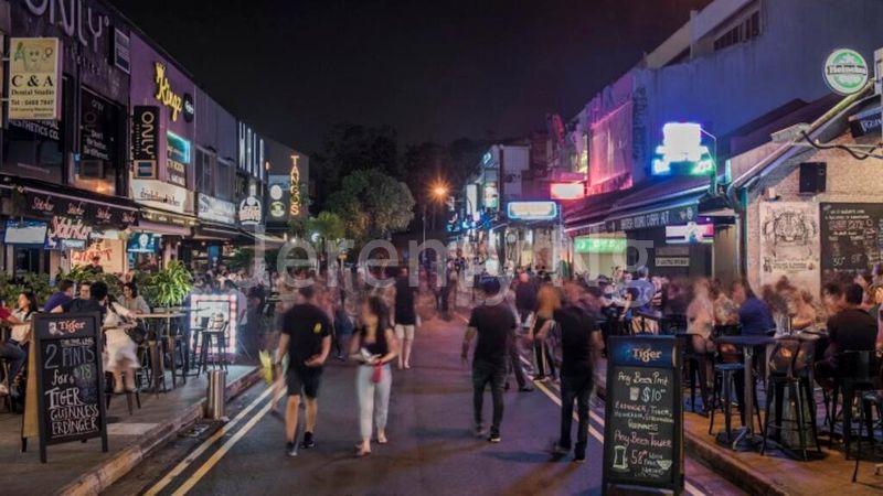 Food & Beverage for Rent: ️ RARE ️ F&B Shop @ Holland Village | Near MRT | Prominent Street Frontage | Heavy Crowd - Image 6
