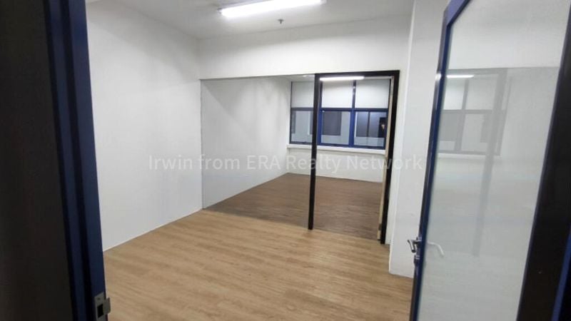 Light Industrial (B1) for Rent: Heng Loong Building - Image 7