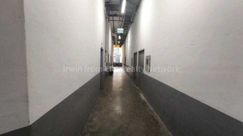 Light Industrial (B1) for Rent: Heng Loong Building - Image 1