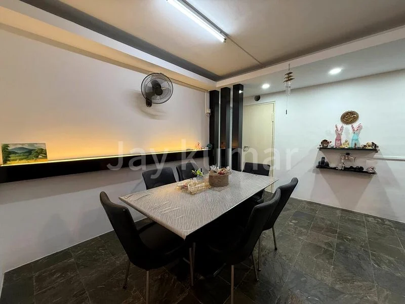 5 Room (5I) HDB for Sale in 121C Sengkang East Way - Image 12