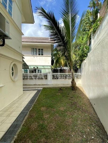5 Bed Bungalow (Landed) for Sale in  Goldhill Gardens - Image 13