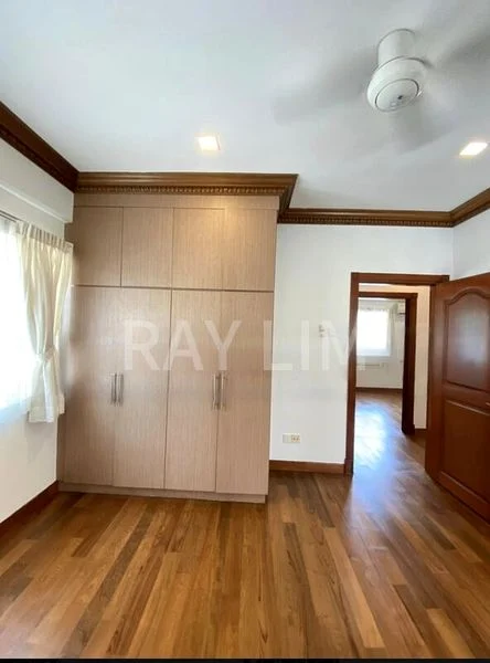 5 Bed Bungalow (Landed) for Sale in  Goldhill Gardens - Image 4