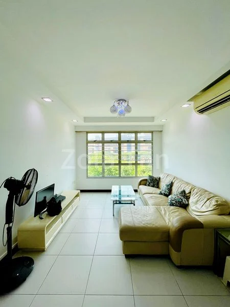 3 Room (3A) HDB for Rent in 178D Rivervale Crescent - Image 2