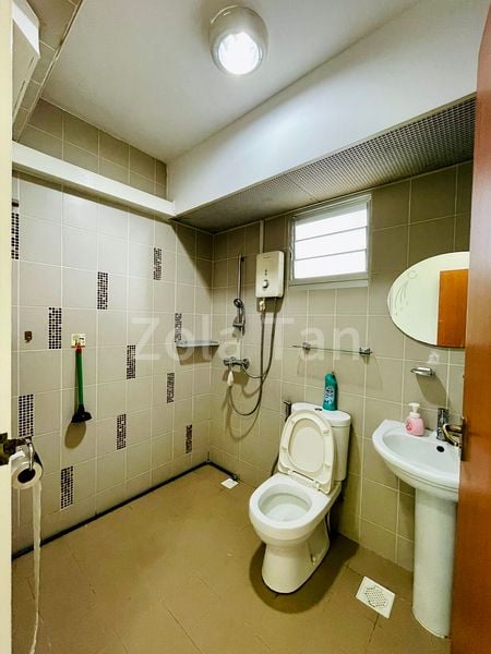 3 Room (3A) HDB for Rent in 178D Rivervale Crescent - Image 9