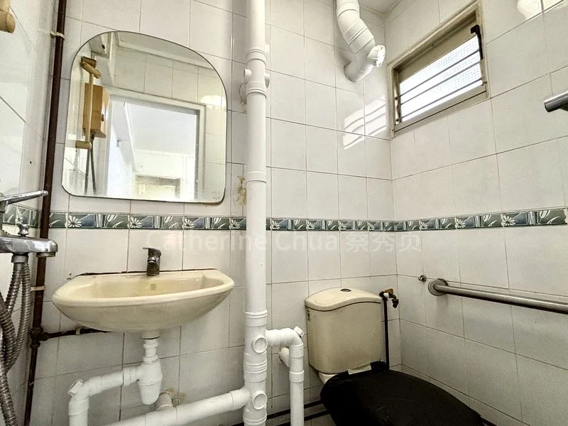 3 Room (3NG) HDB for Sale in  104 Bedok North Avenue 4 - Image 3