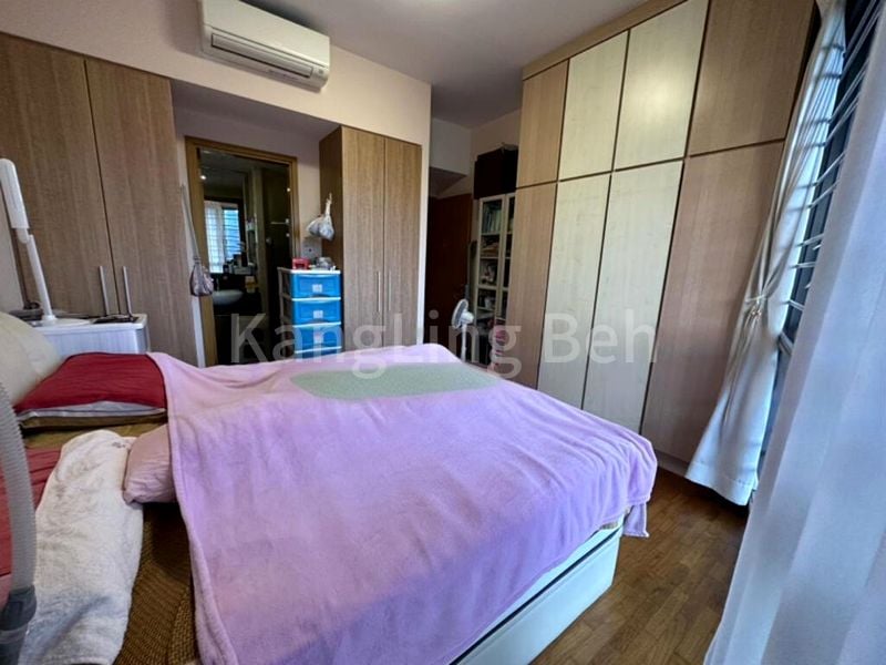 3 Bed Condo for Sale in The Waterina - Image 13