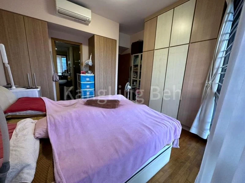 3 Bed Condo for Sale in The Waterina - Image 6