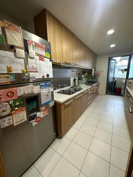 3 Bed Condo for Sale in The Waterina - Image 10