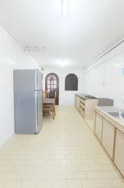 3 Room (3NG) HDB for Sale in  217 Bukit Batok Street 21 - Image 9