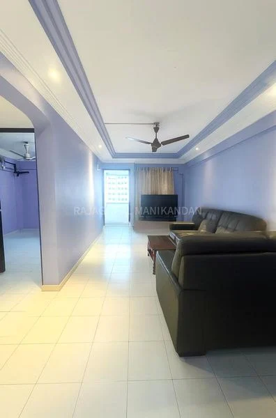 3 Room (3NG) HDB for Sale in  217 Bukit Batok Street 21 - Image 1