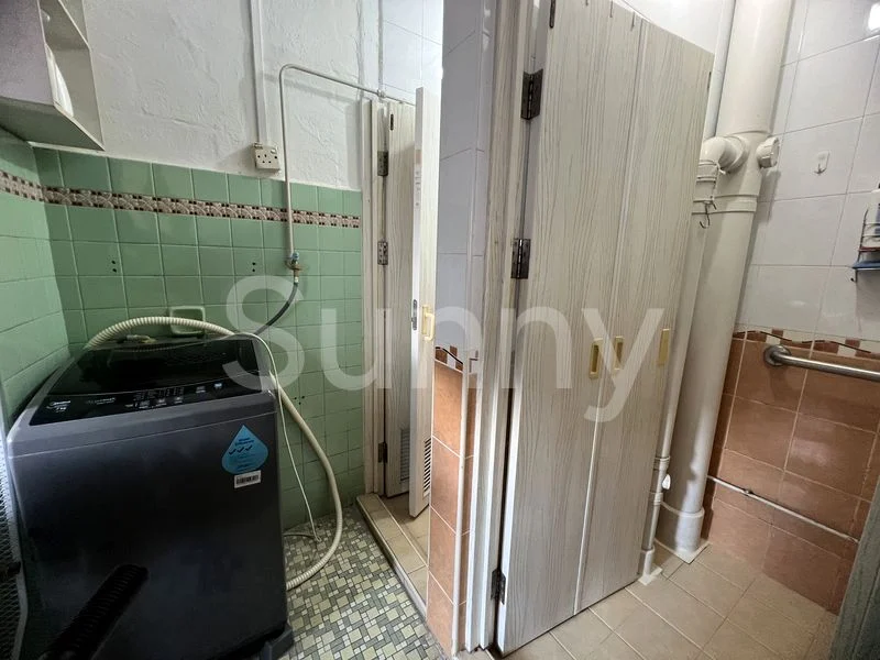 Common Room (HDB) for Rent in  4 Sago Lane - Image 2