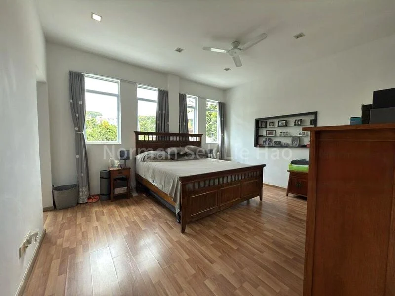 5 Bed Corner Terrace (Landed) for Sale in  Teacher's Housing Estate - Image 7