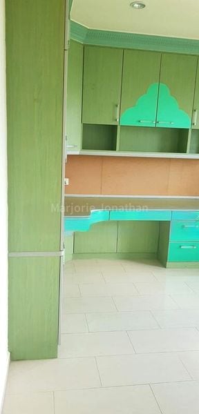 3 Bed Condo for Rent in  Flame Tree Park - Image 5