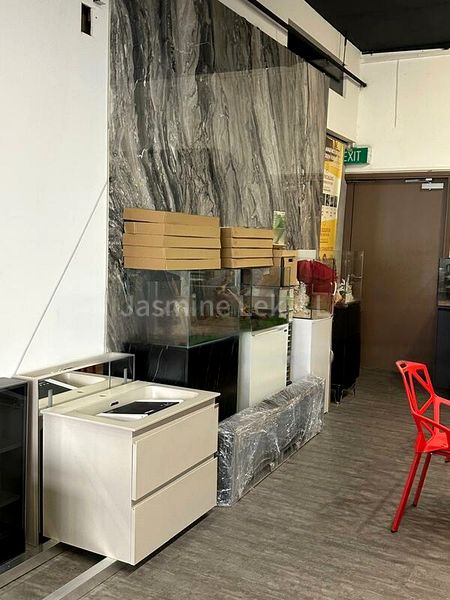 Light Industrial (B1) for Rent: Brightway Building - Image 2