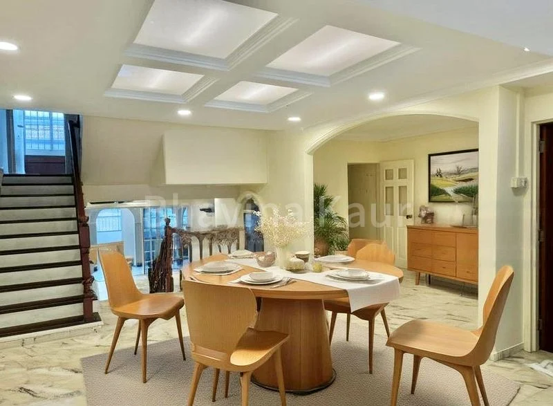 4+1 Bed Terraced House (Landed) for Sale in  Hong Leong Garden - Image 12