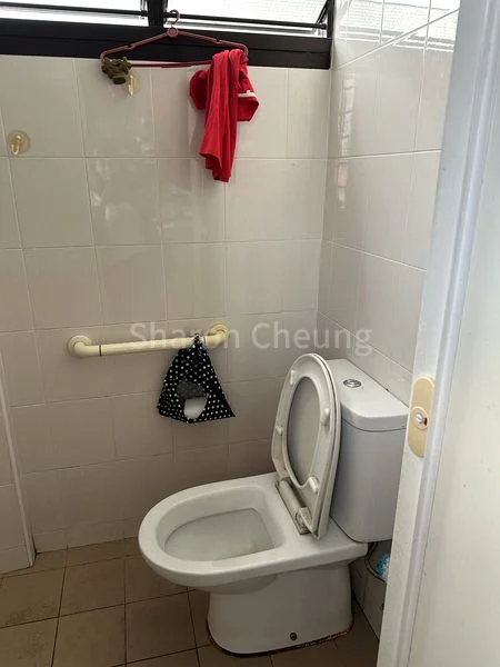 Common Room (HDB) for Rent in  301 Jurong East Street 32 - Image 4