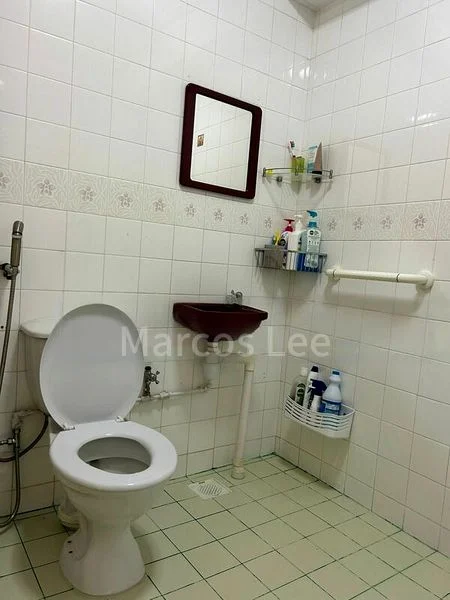 4 Room (4A) HDB for Rent in 572 Pasir Ris Street 53 - Image 5