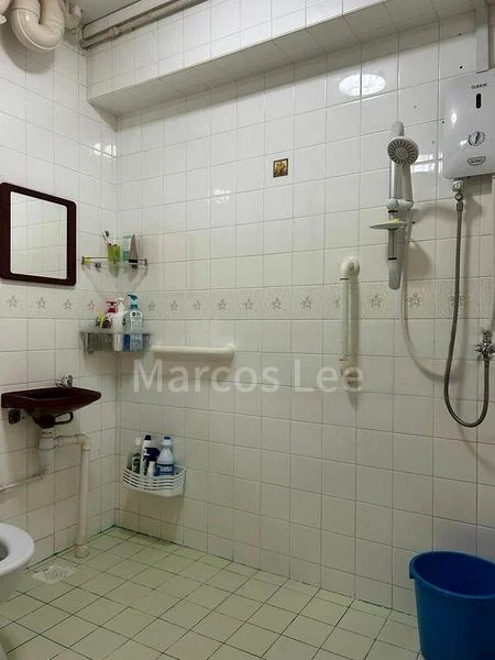 4 Room (4A) HDB for Rent in 572 Pasir Ris Street 53 - Image 4