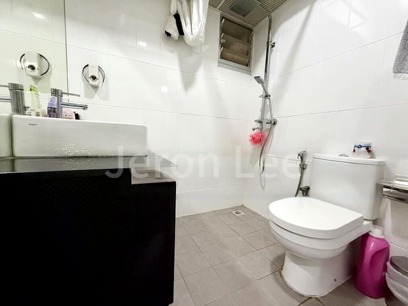 4 Room (4A) HDB for Sale in  440A Fernvale Link - Image 7