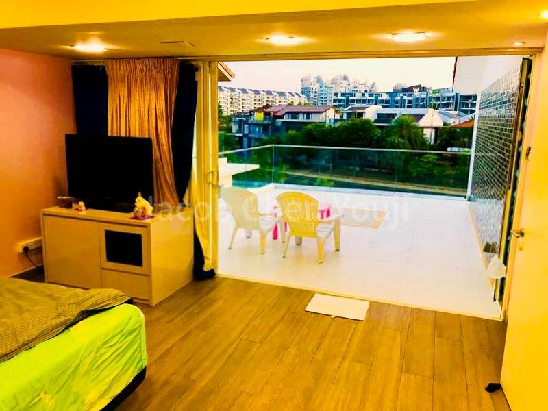 8 Bed Bungalow (Landed) for Sale in  Paradise Island - Image 11