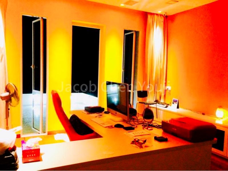 8 Bed Bungalow (Landed) for Sale in  Paradise Island - Image 17