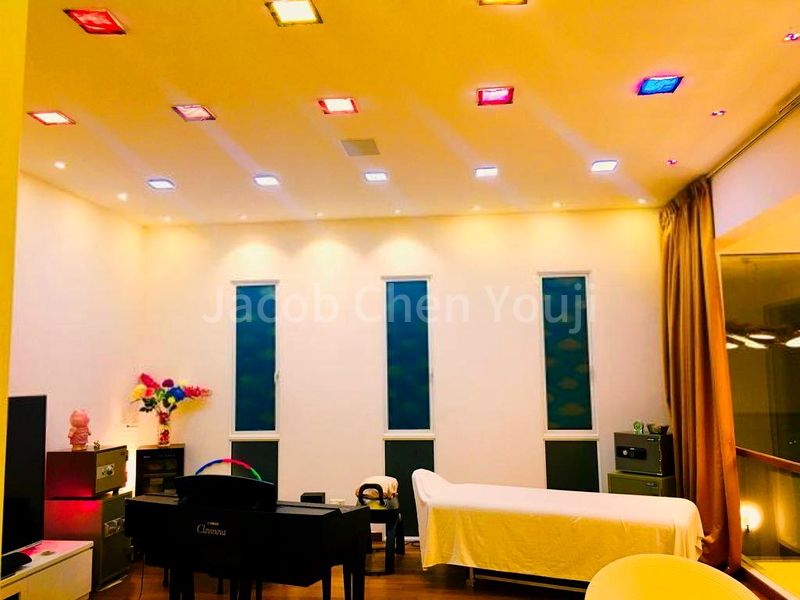 8 Bed Bungalow (Landed) for Sale in  Paradise Island - Image 13