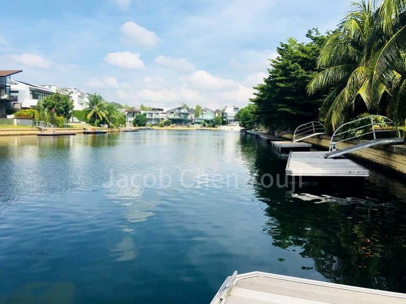8 Bed Bungalow (Landed) for Sale in  Paradise Island - Image 6