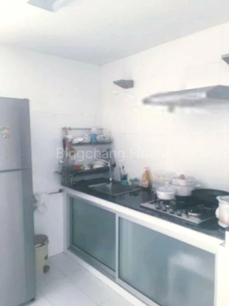 Room (Landed) for Rent in  Happy Mansion - Image 17